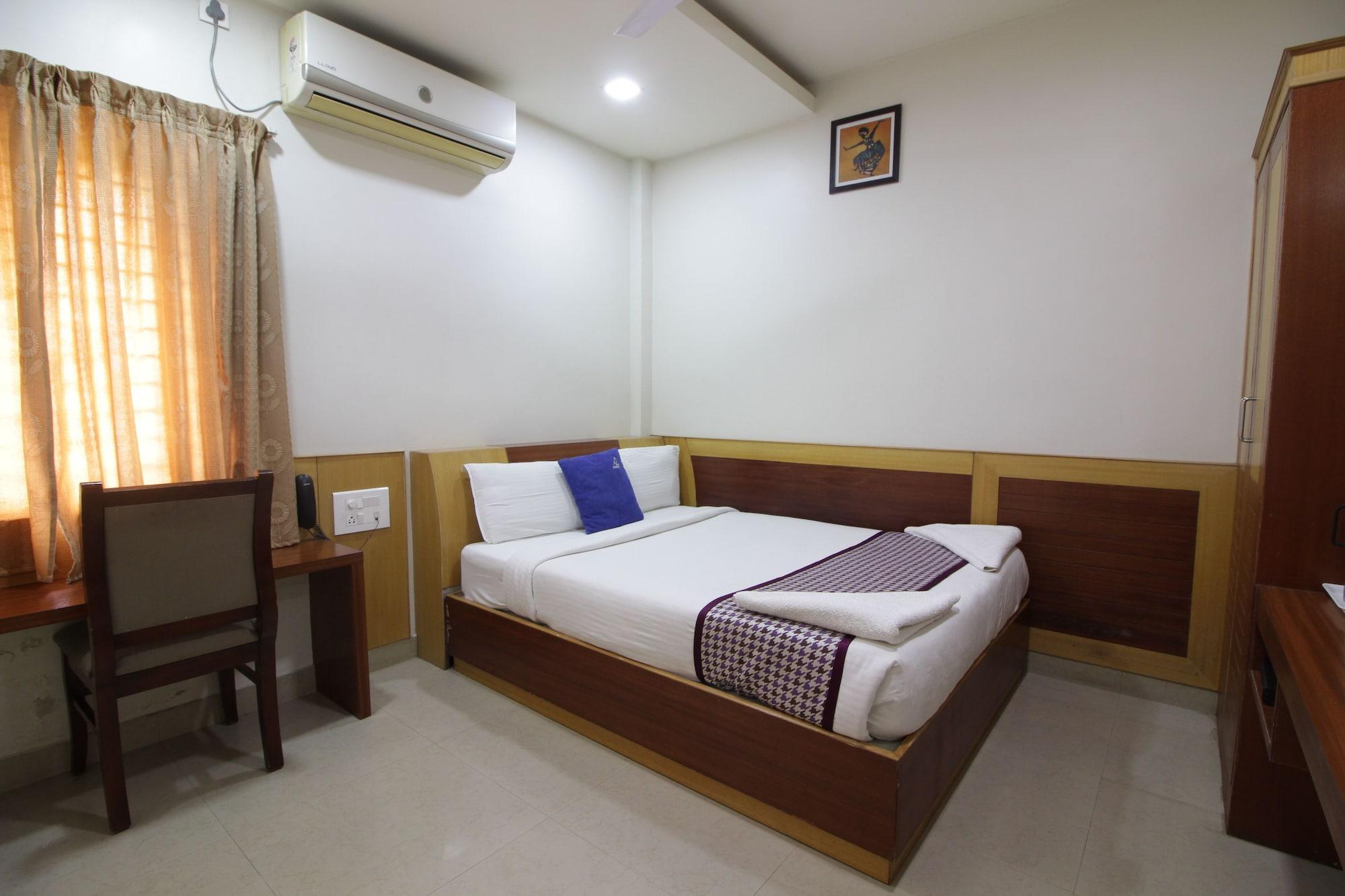 Hotel White Parrot Mysore Exterior photo